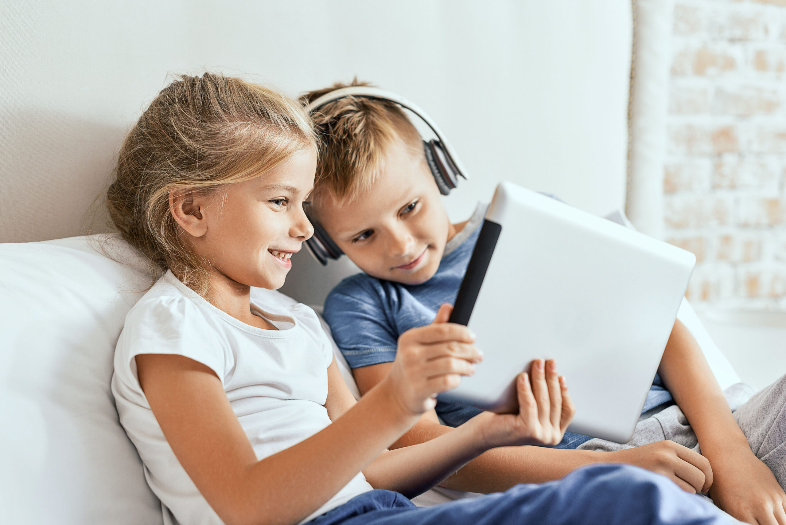 Safer Internet Day: Online Safety Snakes and Ladders Board Game