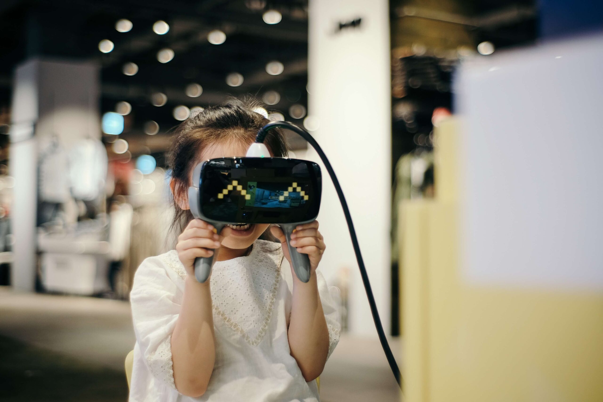 Mega-streamers and the Shift to the Metaverse: 9 Predictions for Kids Digital Media in 2022